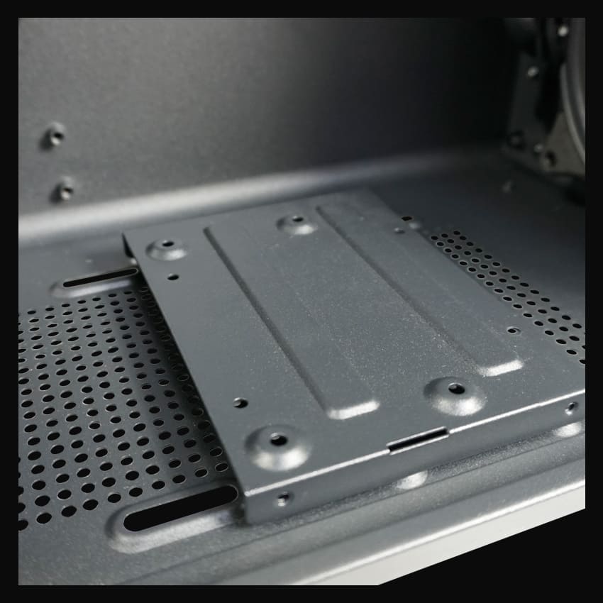 716MB_Detail_4_72_web_s