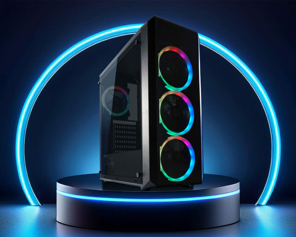 Hero Image des ATX Gaming-Gehäuses 703B Quadd-Luxx, das auf einem schwarzen Podest mit blauem Licht steht. Hinter dem Gehäuse ist ein Kreis, der blau leuchtet.